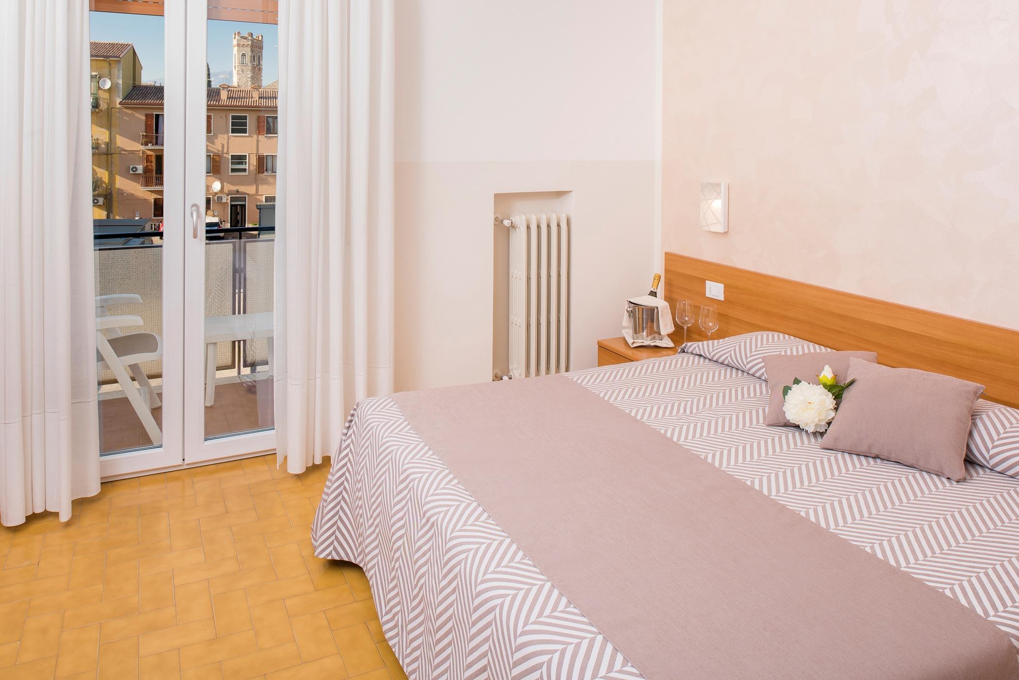Hotel Taormina Bardolino Eksteriør billede