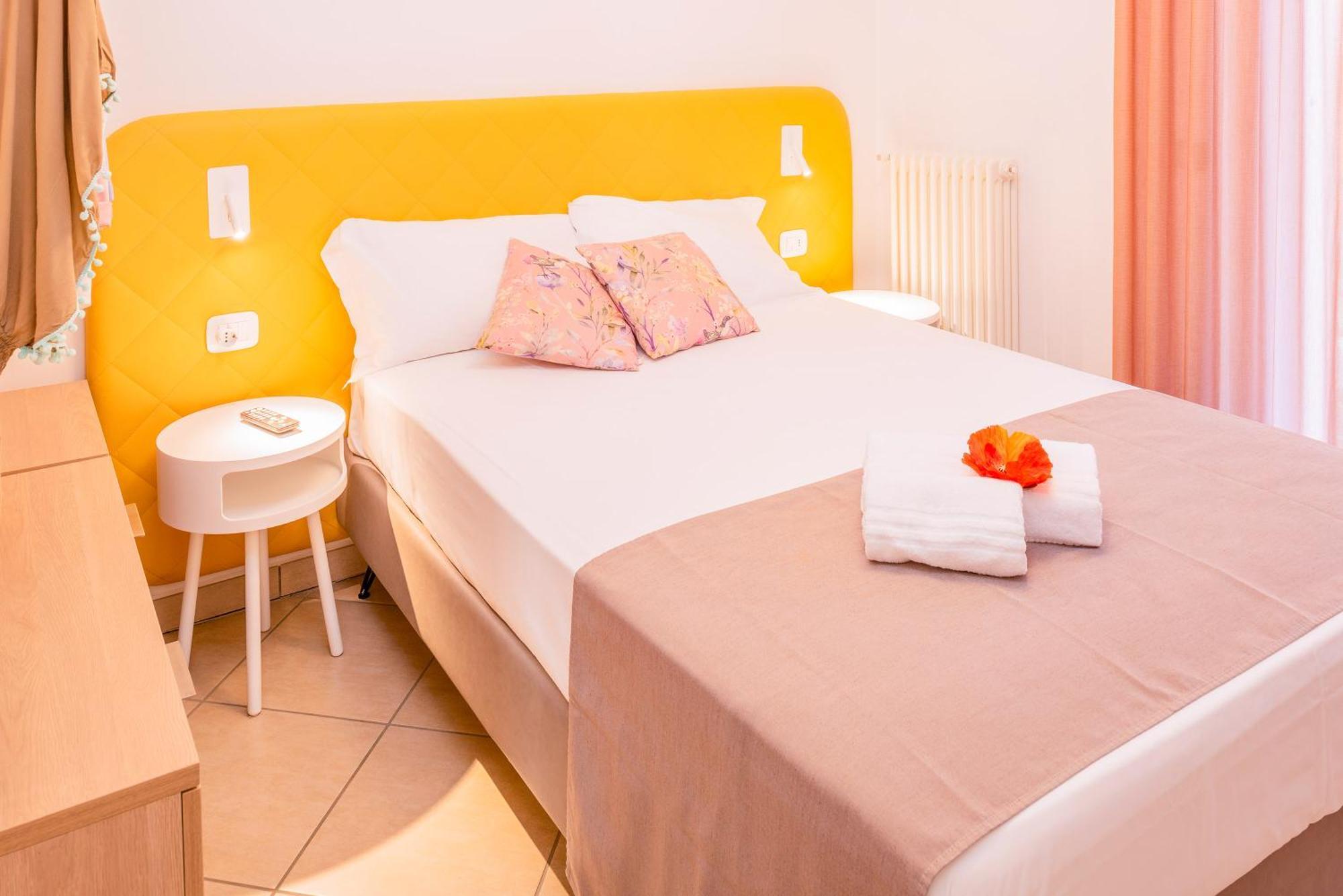 Hotel Taormina Bardolino Eksteriør billede